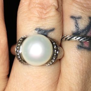 Pearl and sterling ring PRICE FIRM